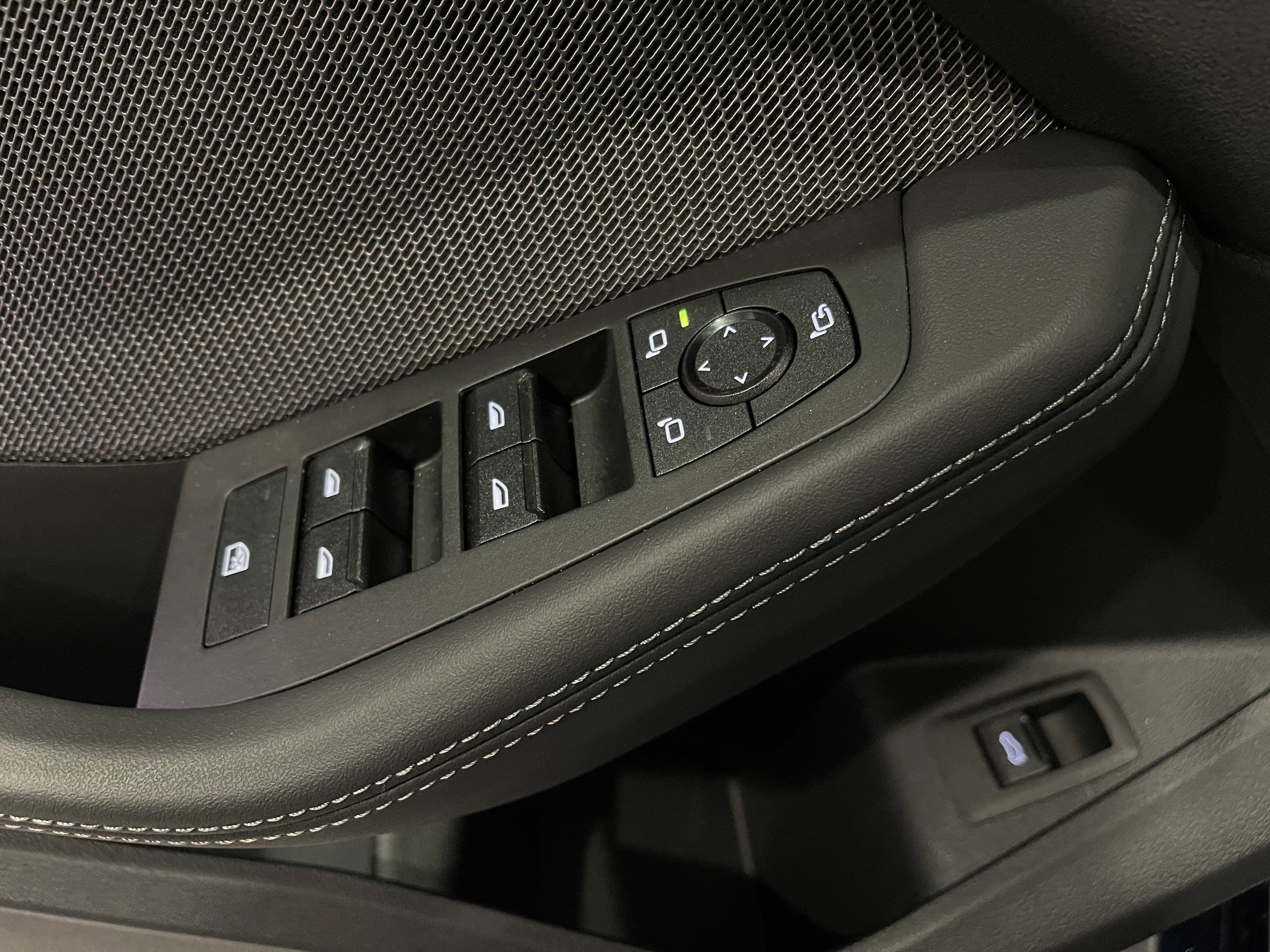 Used 2025 BMW 228i xDrive w/ Premium Package image 11