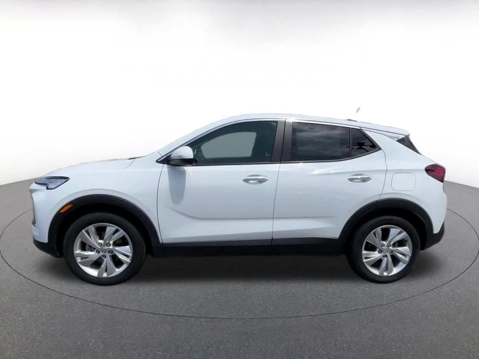 Used 2025 Buick Encore GX Preferred FWD image 8