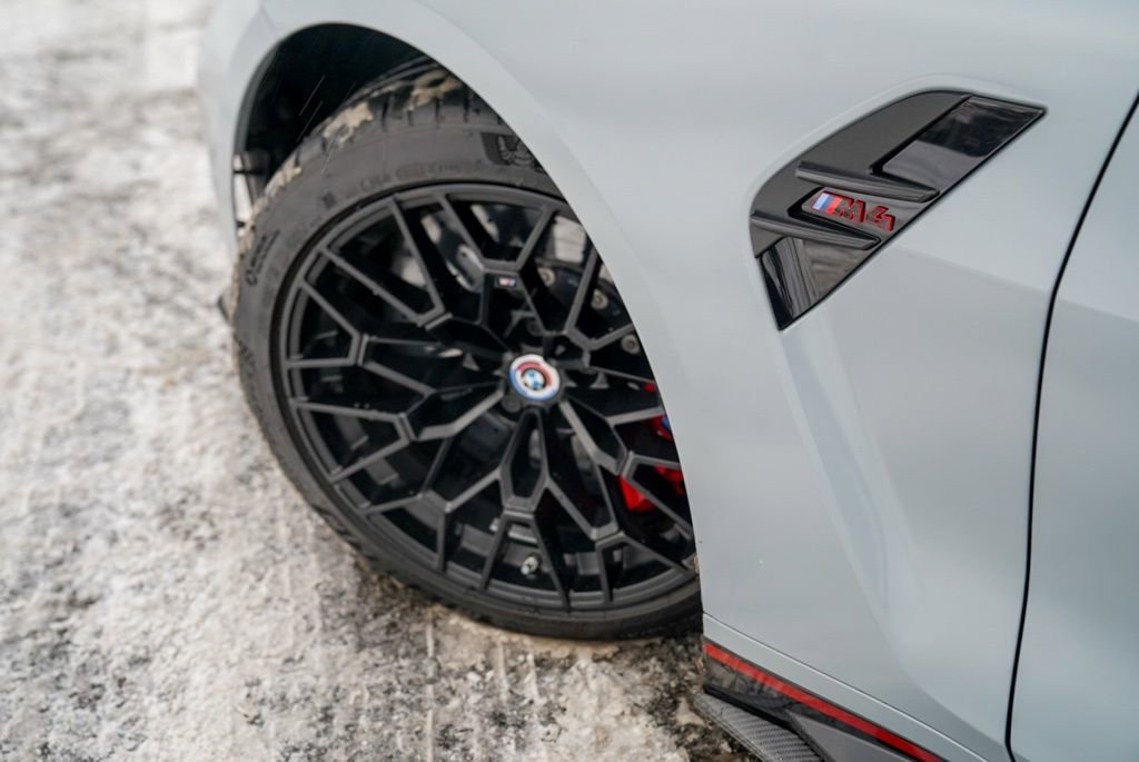 Used 2023 BMW M4 CSL image 39