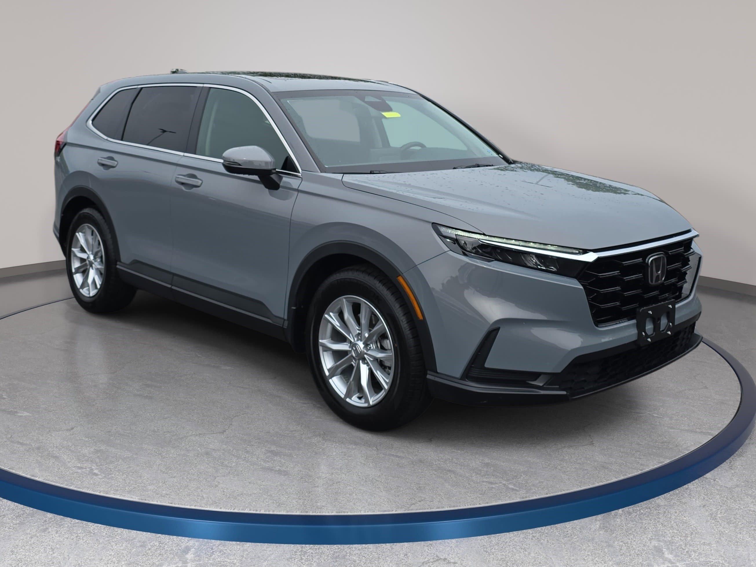 Used 2025 Honda CR-V EX image 3