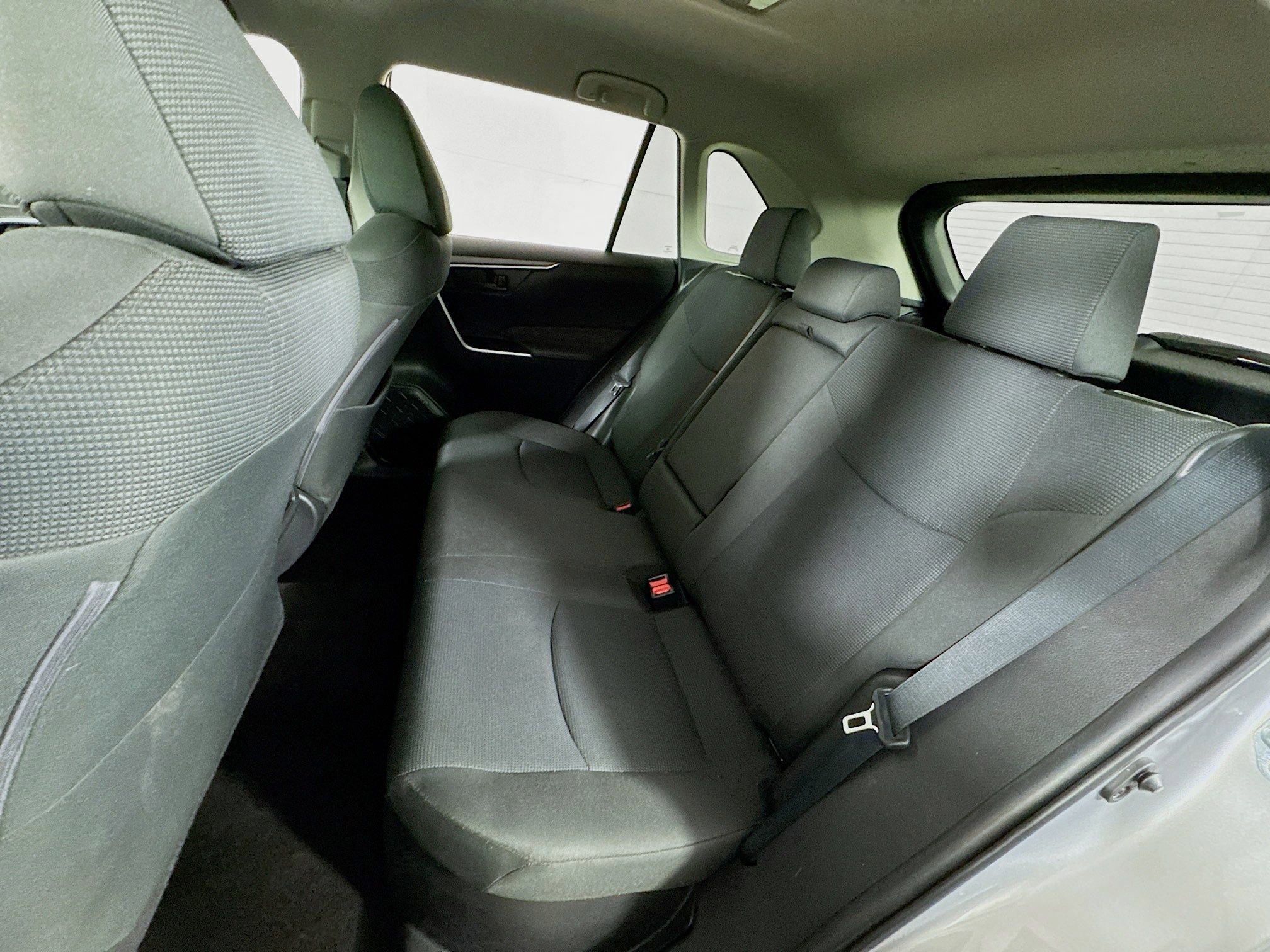 Certified 2021 Toyota RAV4 LE image 17