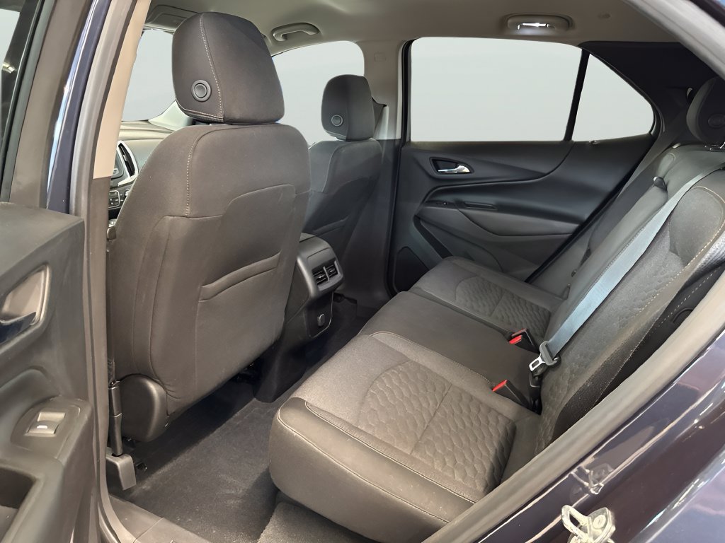 Used 2018 Chevrolet Equinox LT FWD image 12