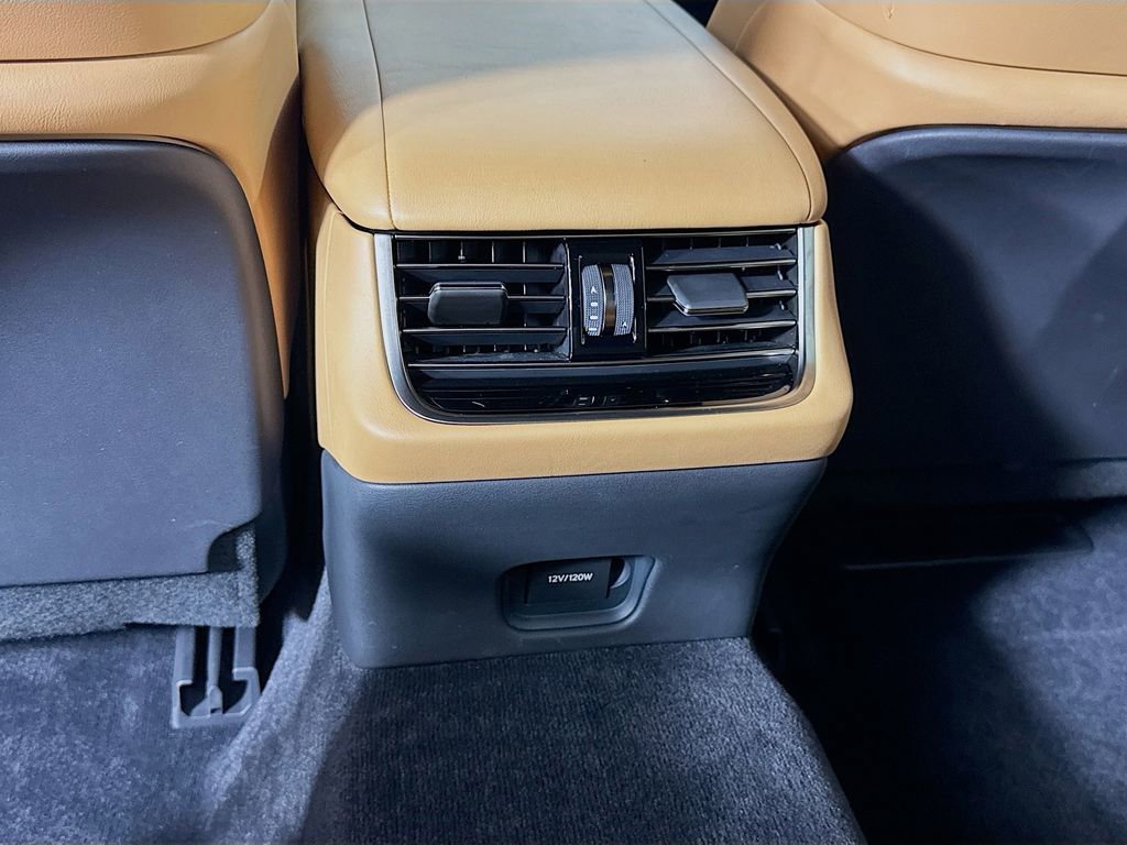 Used 2021 Lexus LS 500 w/ Accessory Package (Z2) image 30