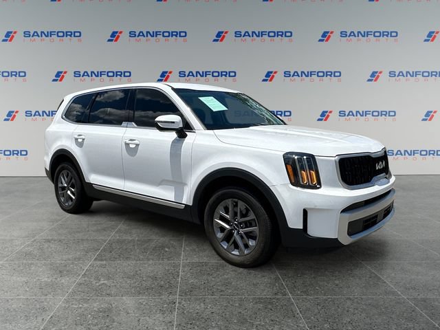 Used 2024 Kia Telluride LX FWD image 7
