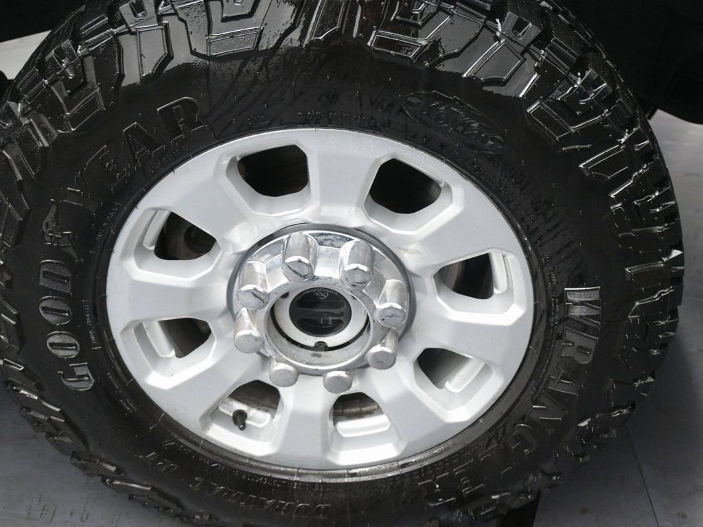 Used 2024 Ford F350 XLT image 35