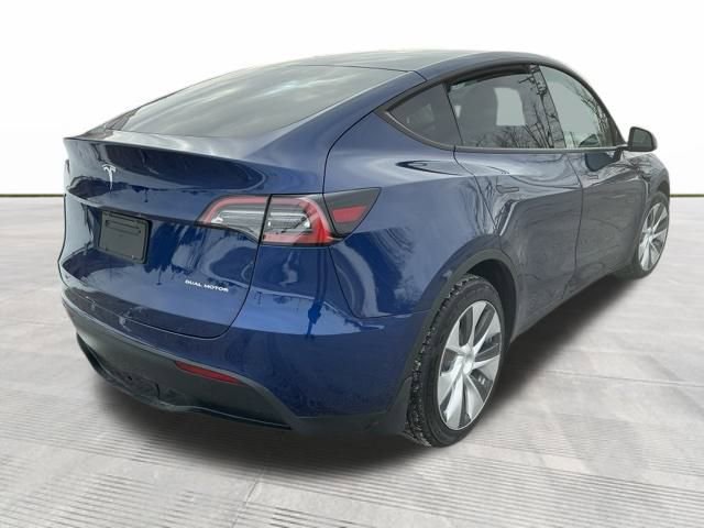 Used 2021 Tesla Model Y Long Range image 4