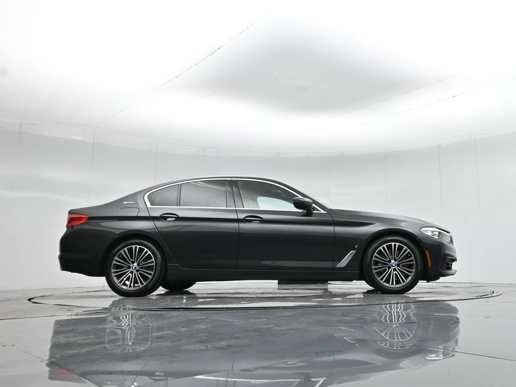 Used 2019 BMW 530e 530e iPerformance w/ Convenience Package image 53