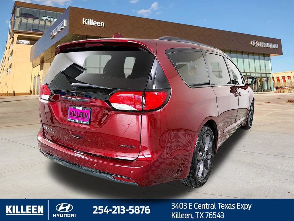 Used 2019 Chrysler Pacifica Limited w/ Advanced Safetytec Group FWD image 5