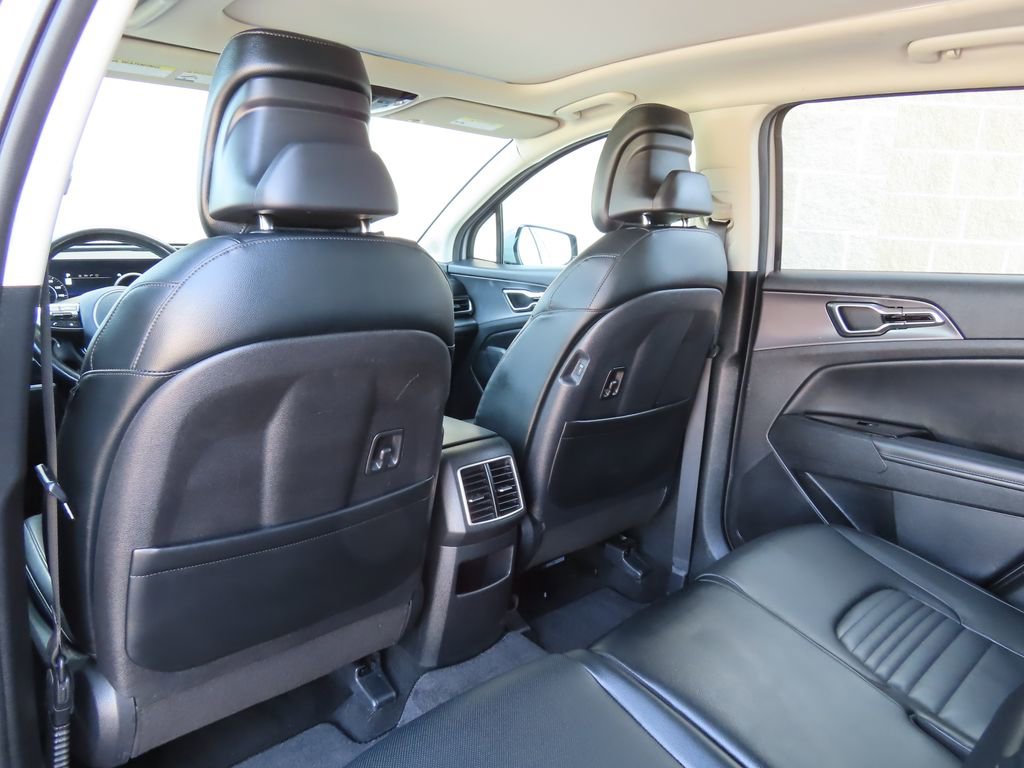 Used 2023 Kia Sportage SX image 27