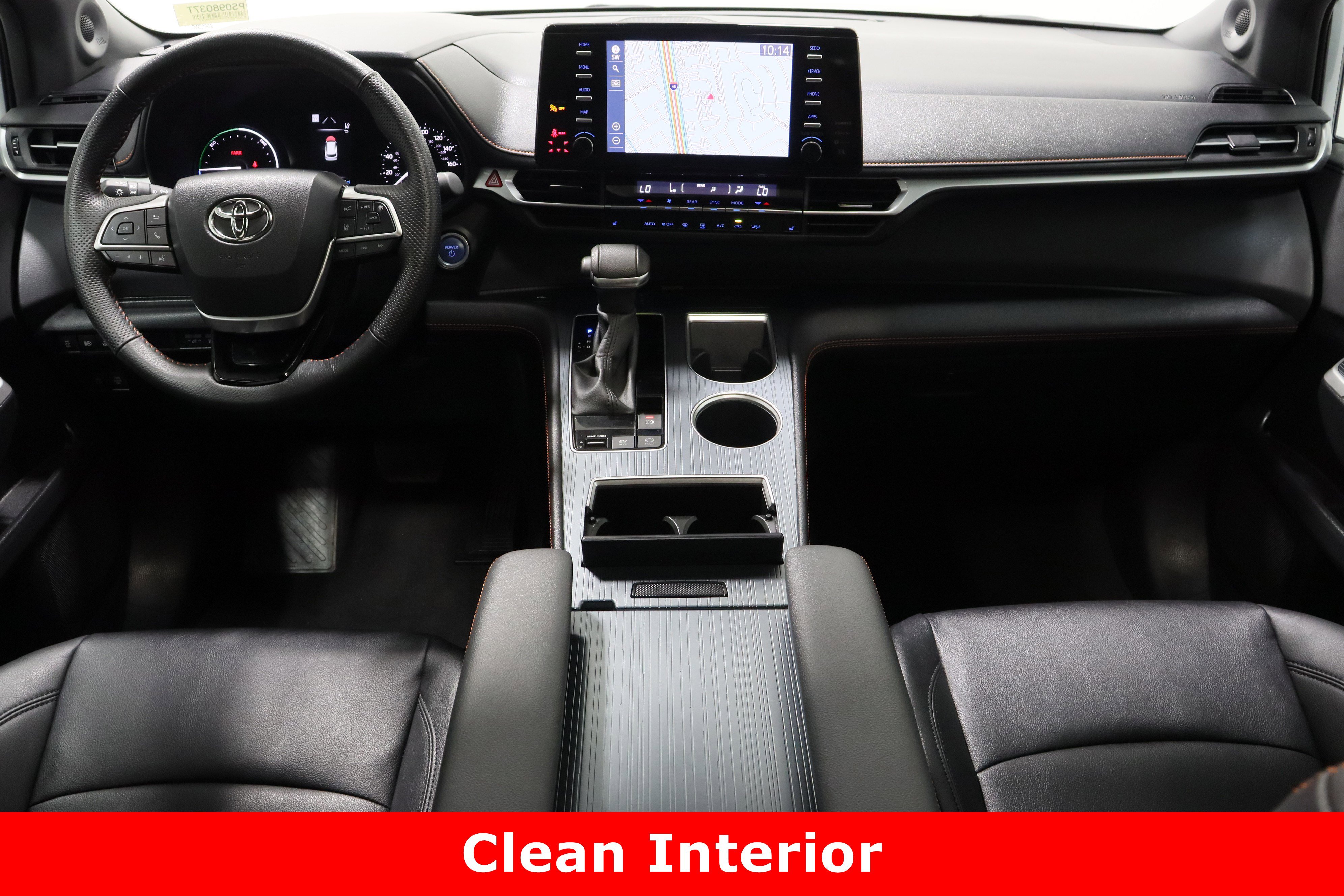 Used 2023 Toyota Sienna XSE image 34