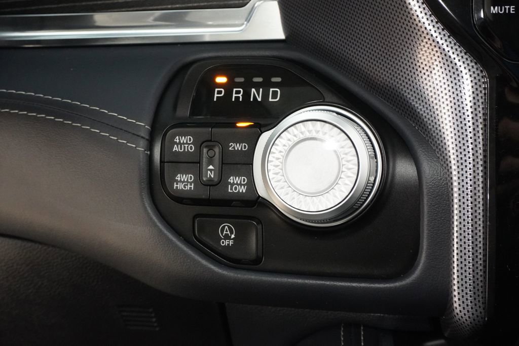 Used 2024 RAM 1500 Limited image 17