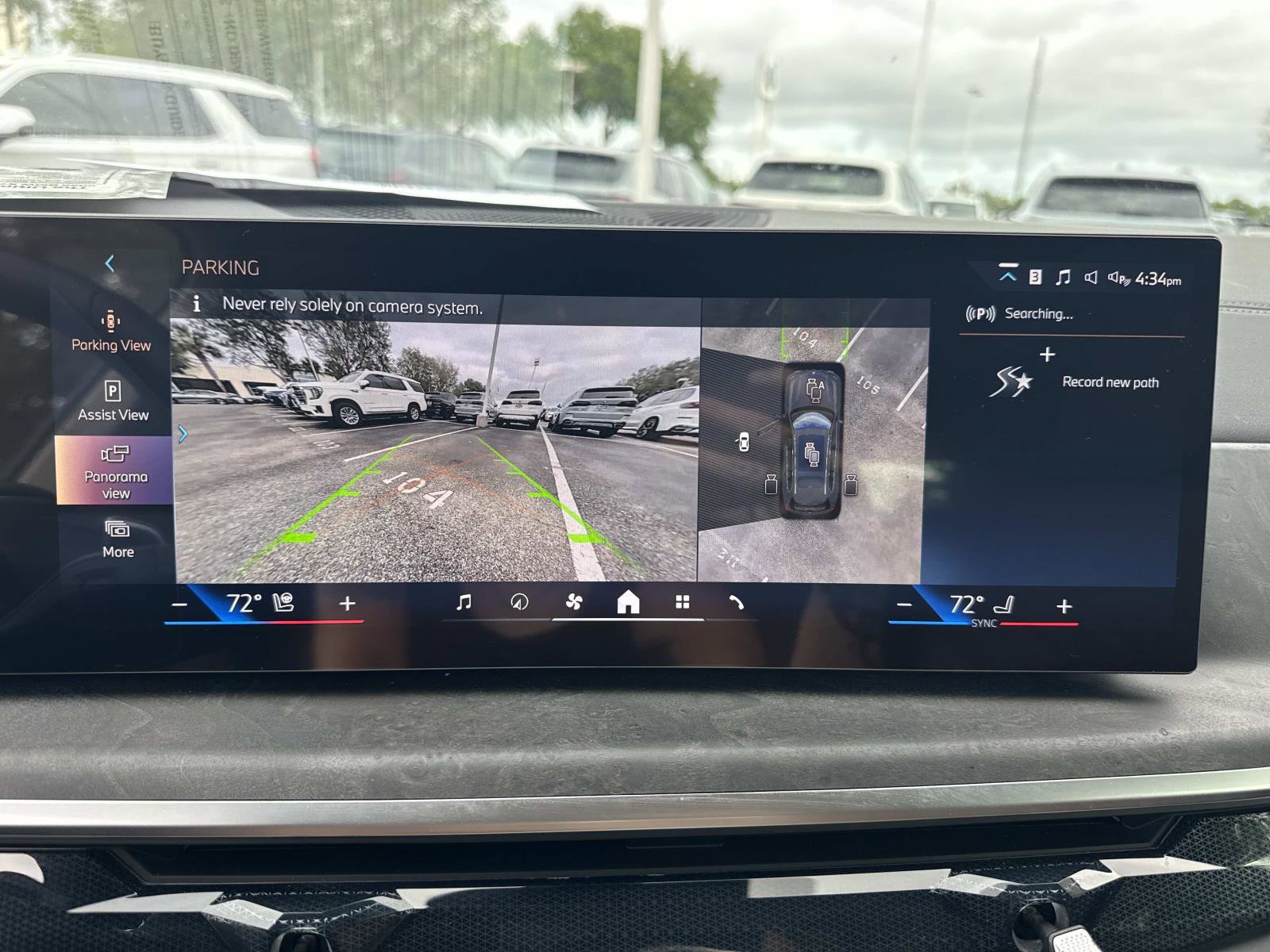 Used 2026 BMW X7 xDrive40i w/ Premium Package image 25