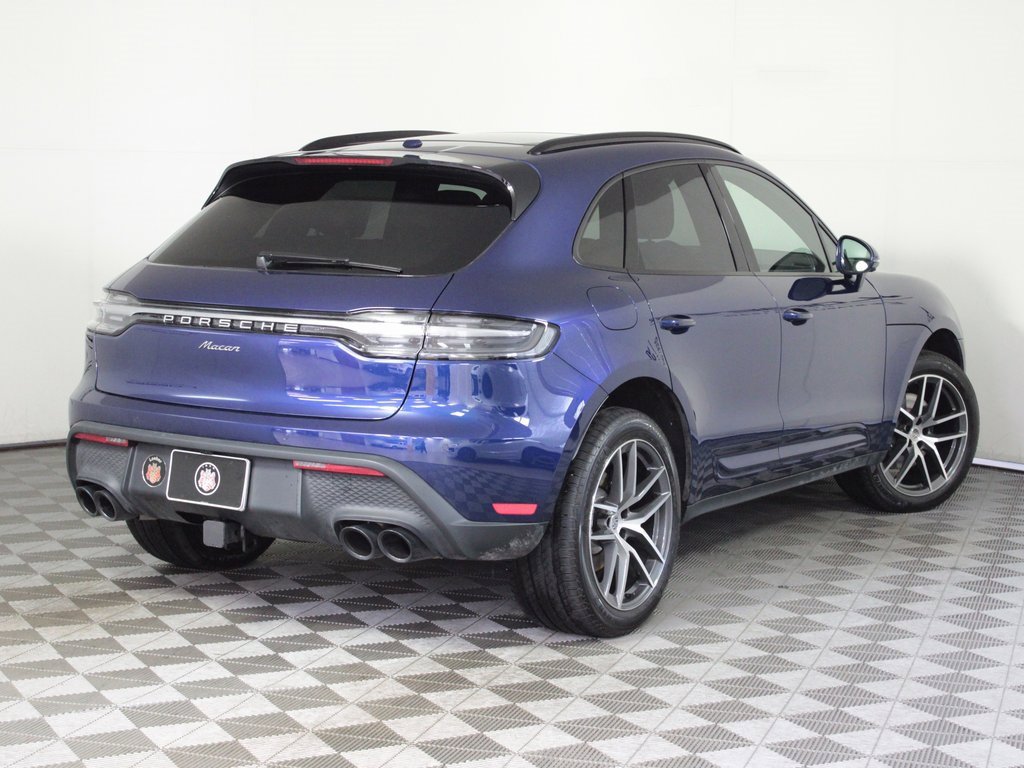 Used 2025 Porsche Macan image 8