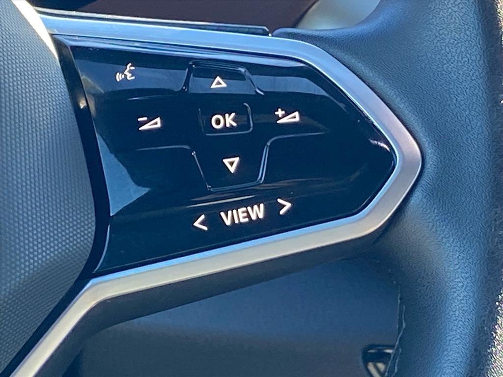 Certified 2023 Volkswagen ID.4 Pro image 8