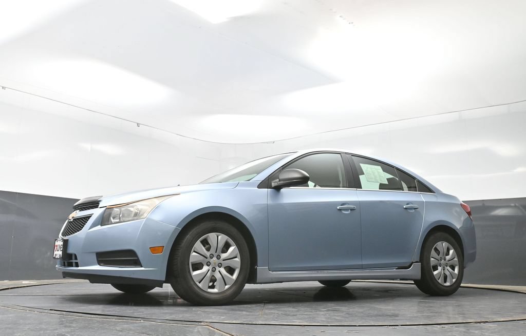 Used 2012 Chevrolet Cruze LS FWD image 48