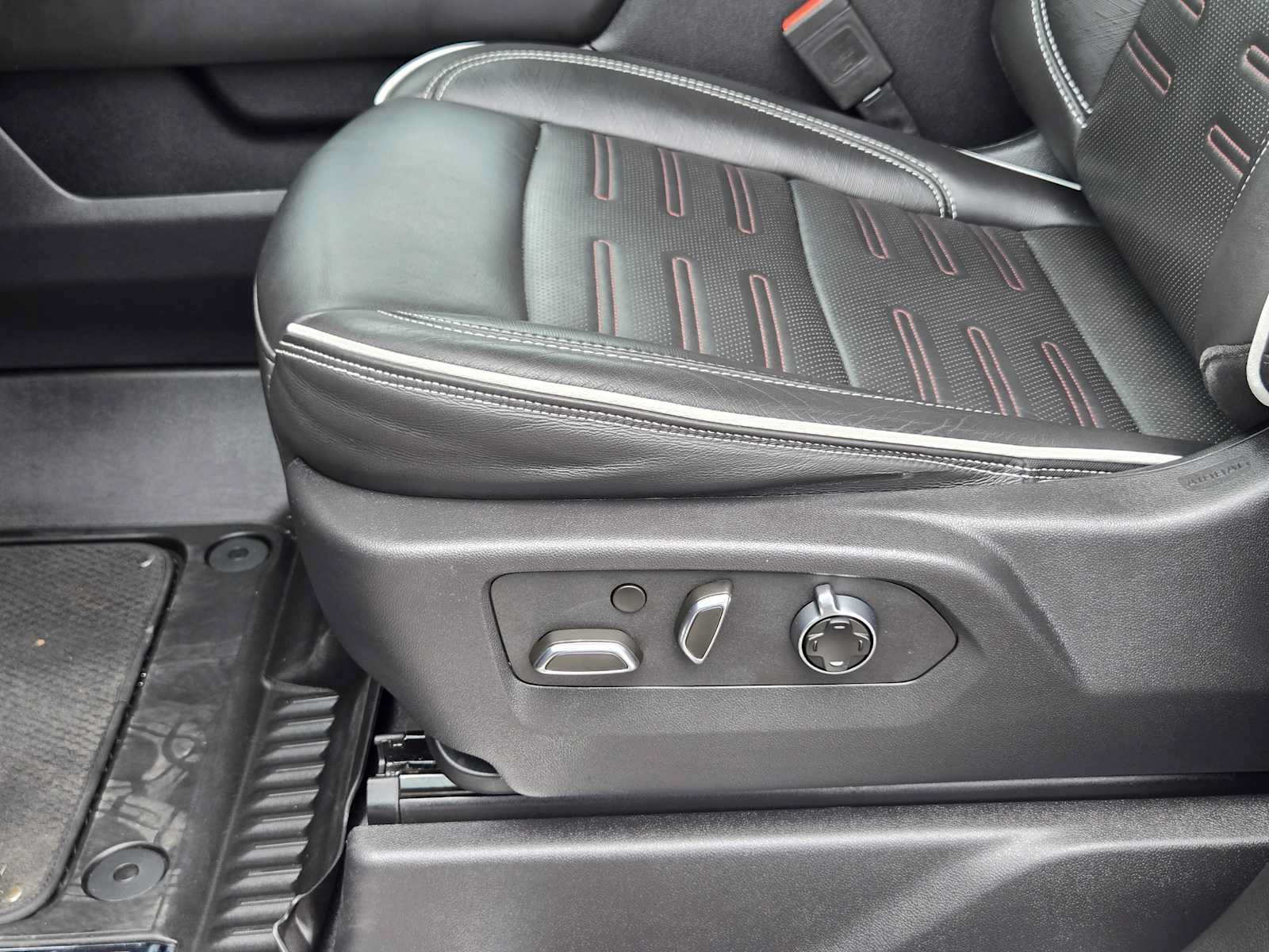 Certified 2024 GMC Sierra 1500 AT4X AWD/4WD image 24