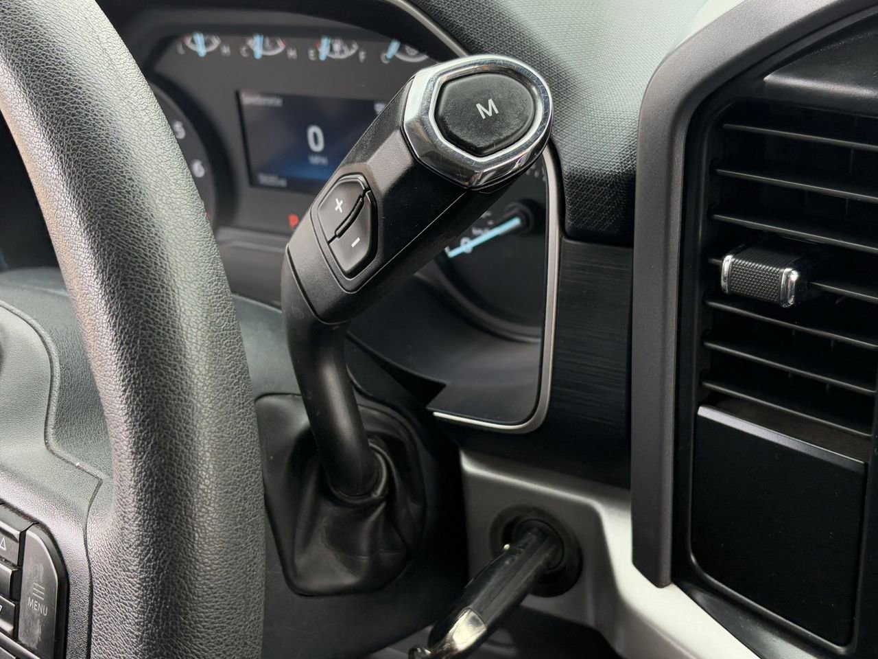 Used 2022 Ford F150 XLT AWD/4WD image 17