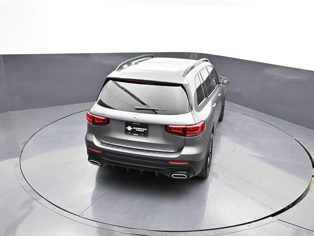 Used 2021 Mercedes-Benz GLB 250 4MATIC image 34