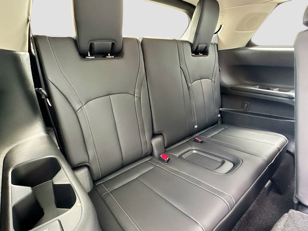 Certified 2026 INFINITI QX60 Luxe w/ Cargo Package image 30