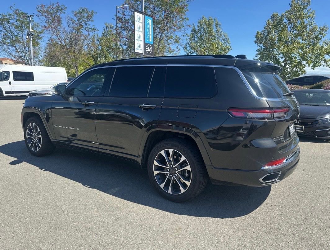 Used 2022 Jeep Grand Cherokee L Overland w/ Luxury Tech Group IV image 4