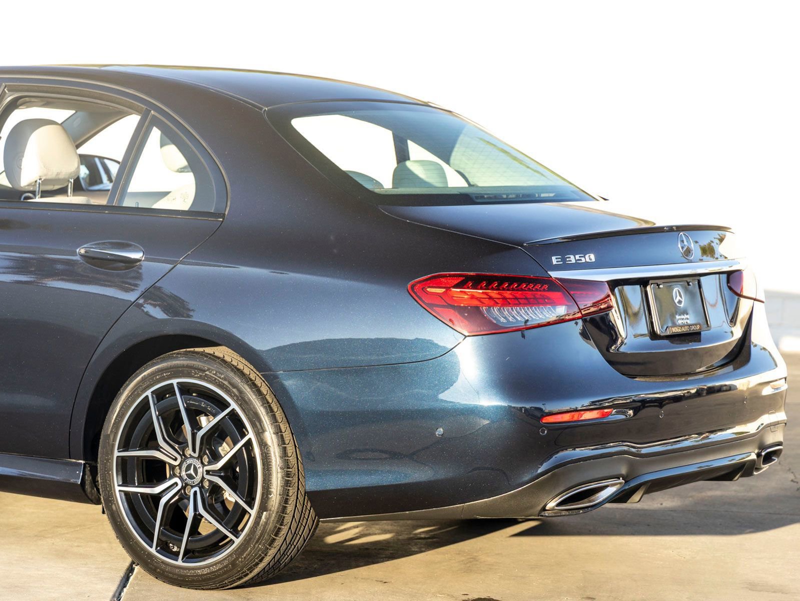 Used 2023 Mercedes-Benz E 350 Sedan image 8