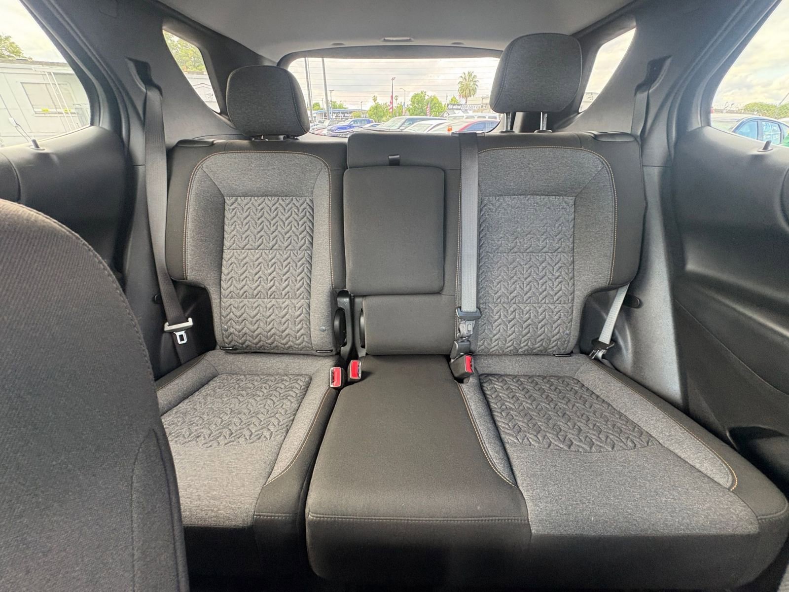Used 2024 Chevrolet Equinox LT FWD image 41