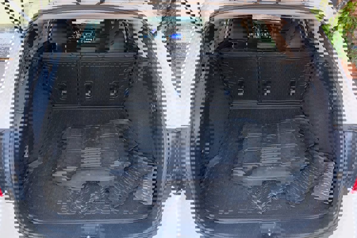 Used 2018 Subaru Outback 3.6R Limited w/ Popular Package #2 image 38