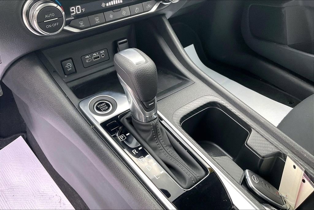 Used 2024 Nissan Sentra SV w/ All-Weather Package image 16