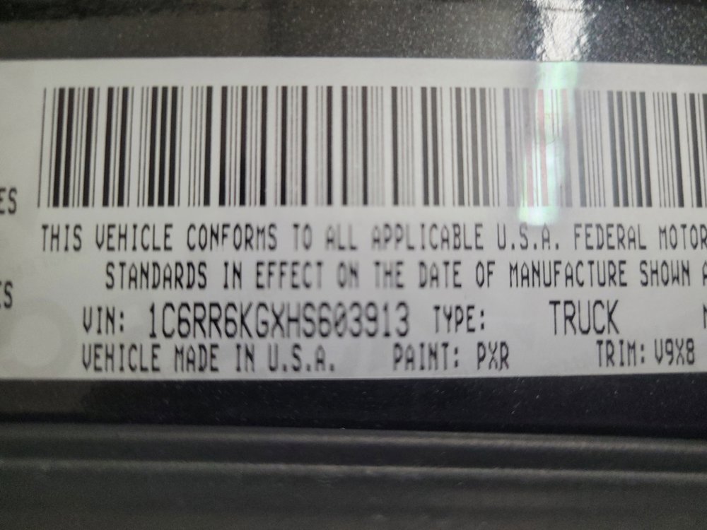 Used 2017 RAM 1500 Express image 33