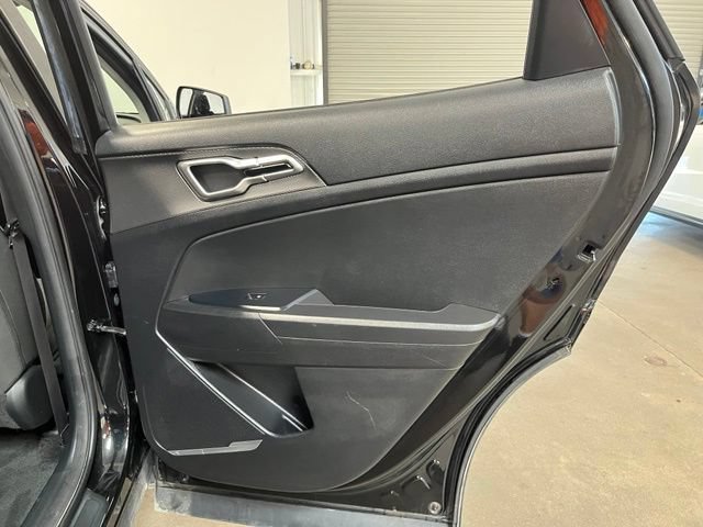 Used 2024 Kia Sportage LX FWD image 16