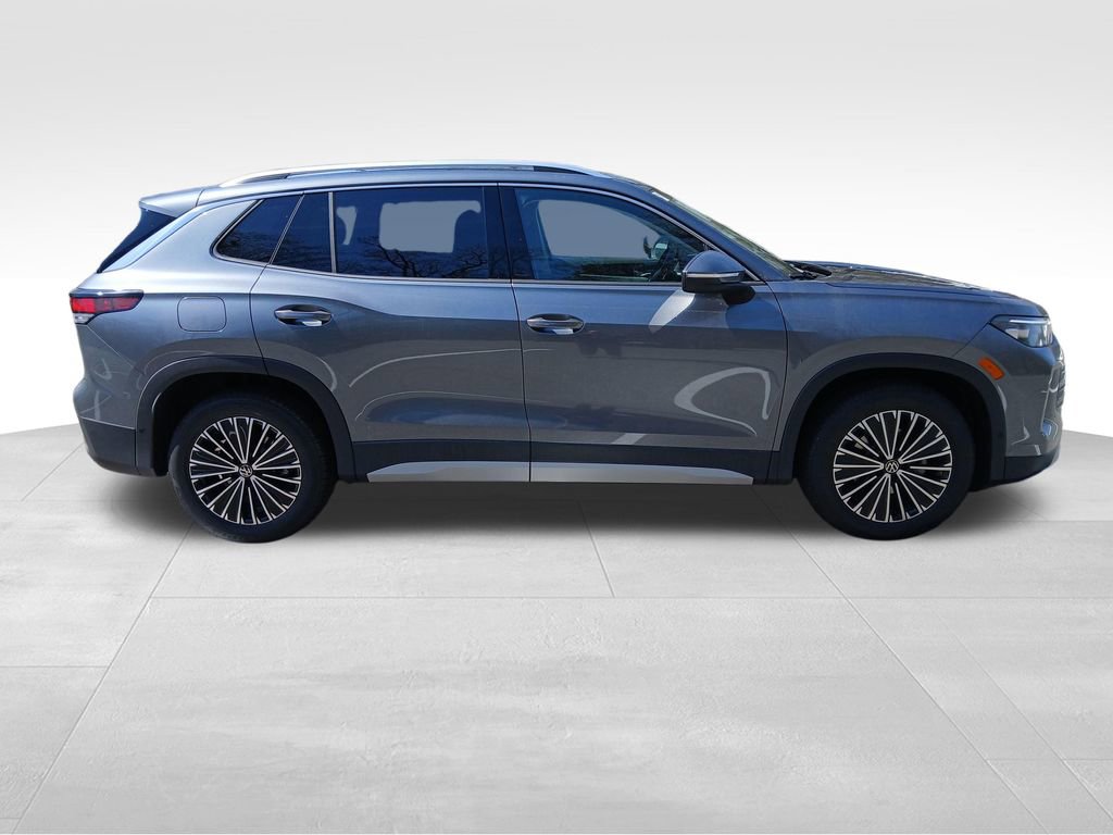 New 2026 Volkswagen Tiguan S image 6