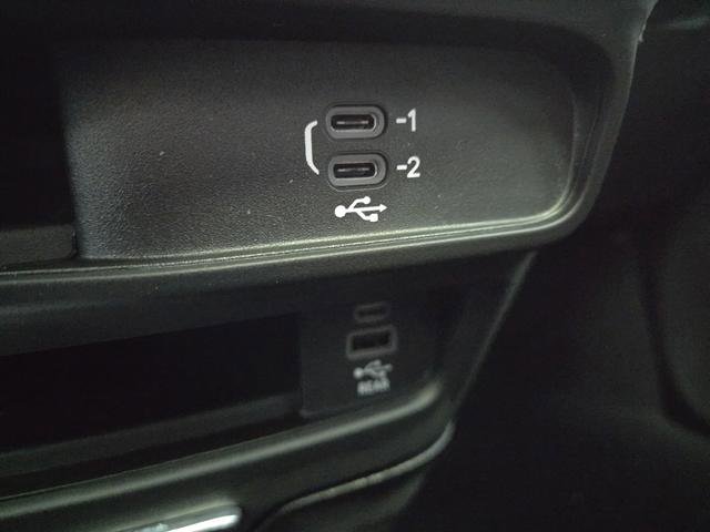 New 2026 Chrysler Pacifica Select FWD image 24