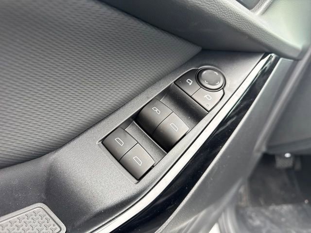 New 2026 Chevrolet Equinox LT w/ Convenience Package II image 12