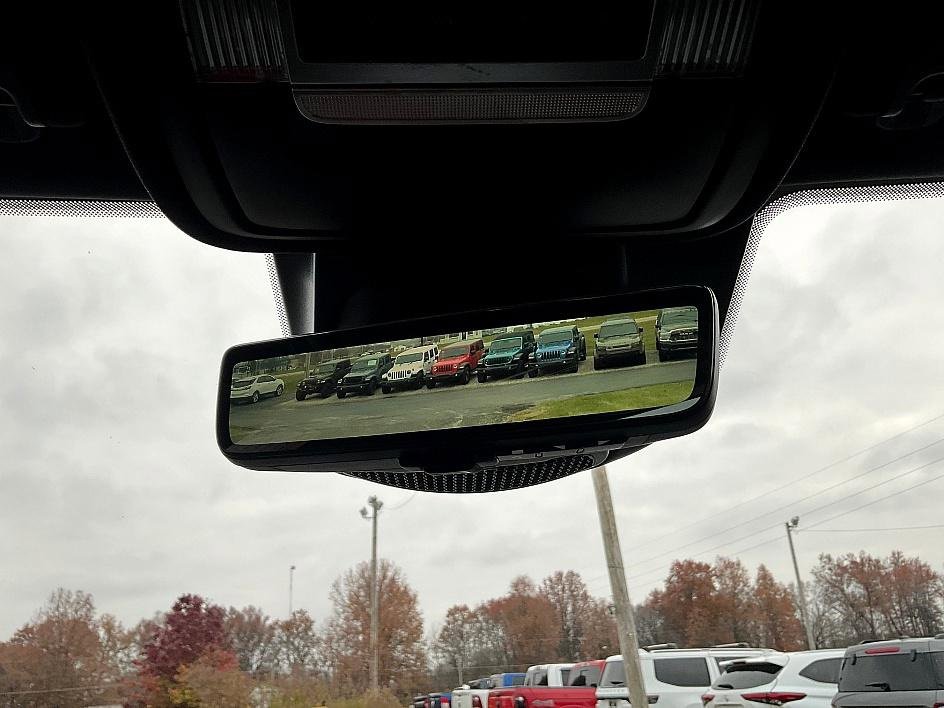 Used 2022 RAM 1500 Limited image 28