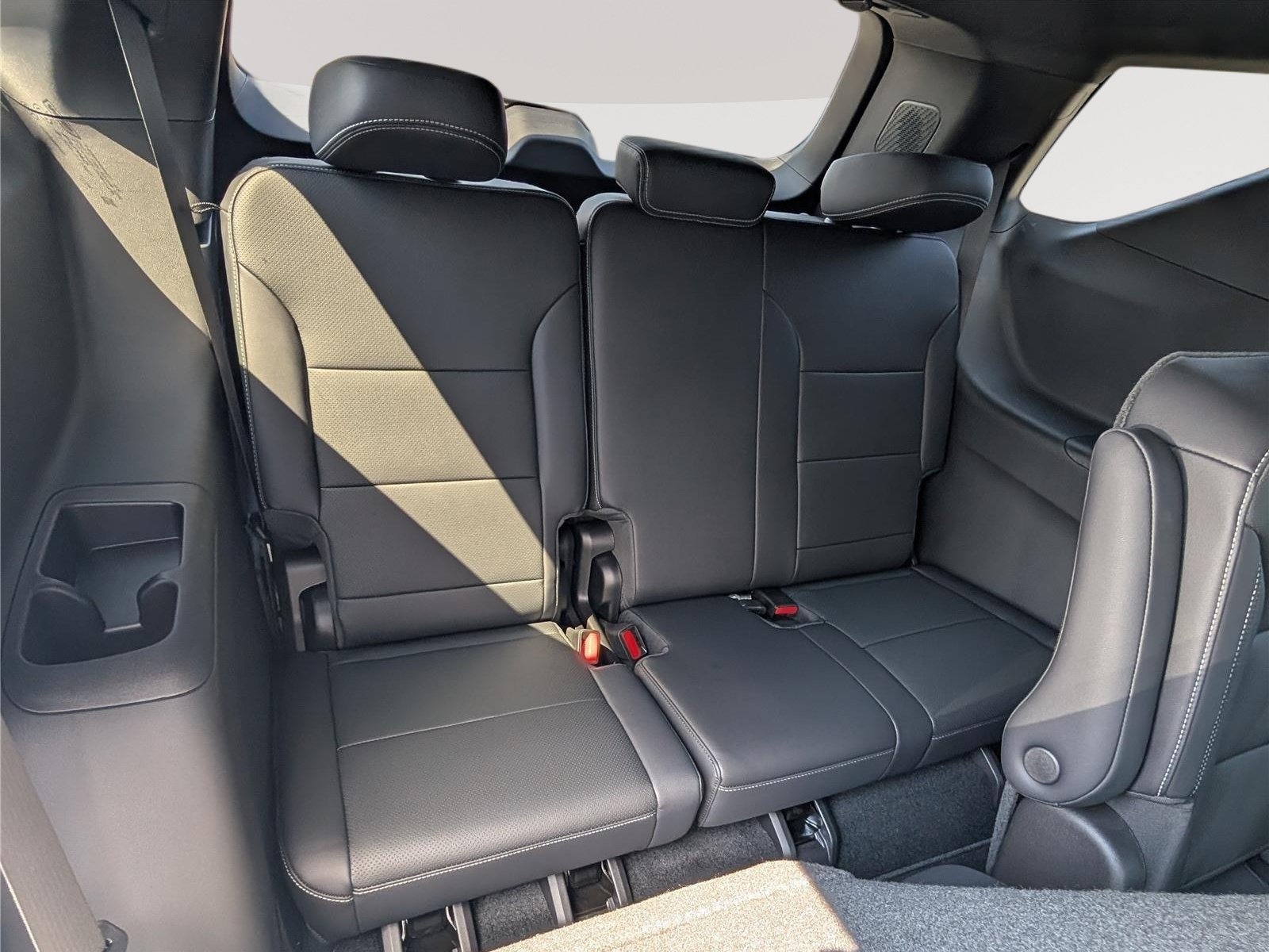 New 2027 Chevrolet Traverse LT w/ Driver Confidence Package FWD image 8