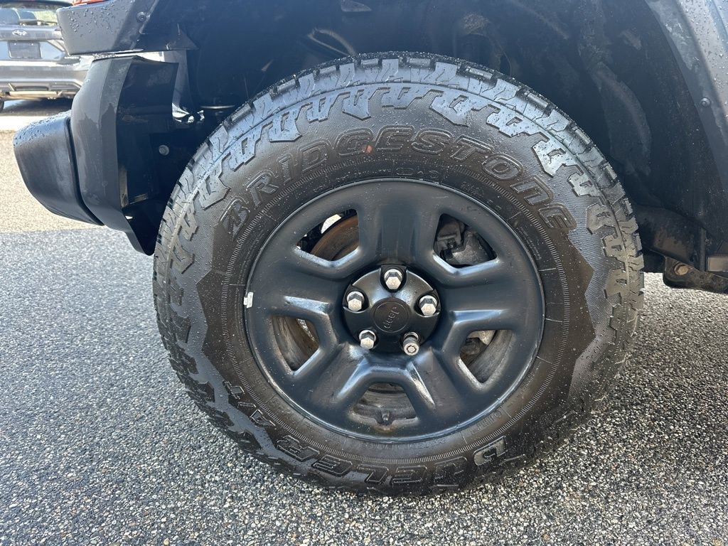 Used 2018 Jeep Wrangler Unlimited Sport image 30