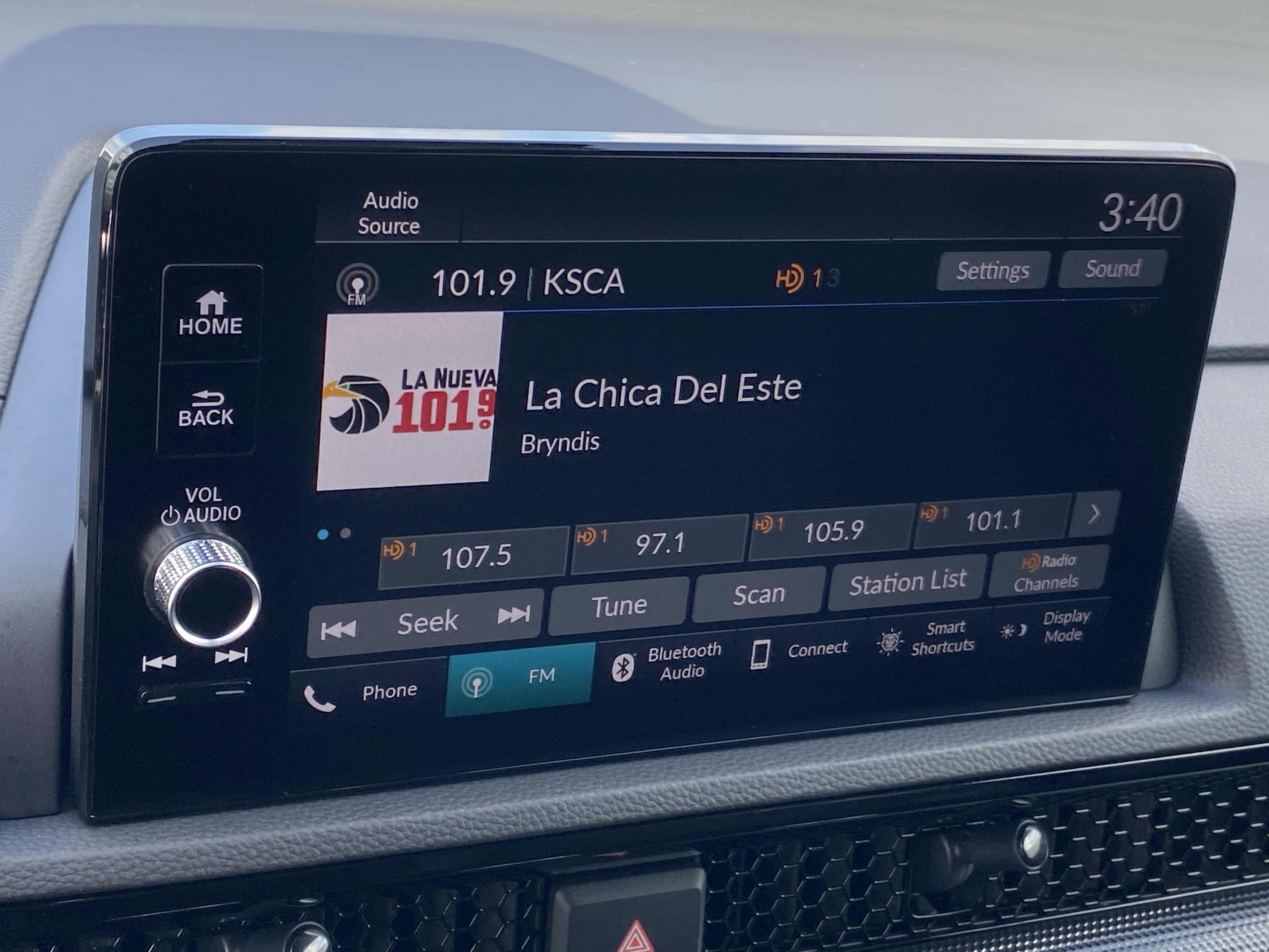 Used 2025 Honda CR-V EX-L image 20