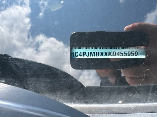 Used 2019 Jeep Cherokee Limited AWD/4WD image 11