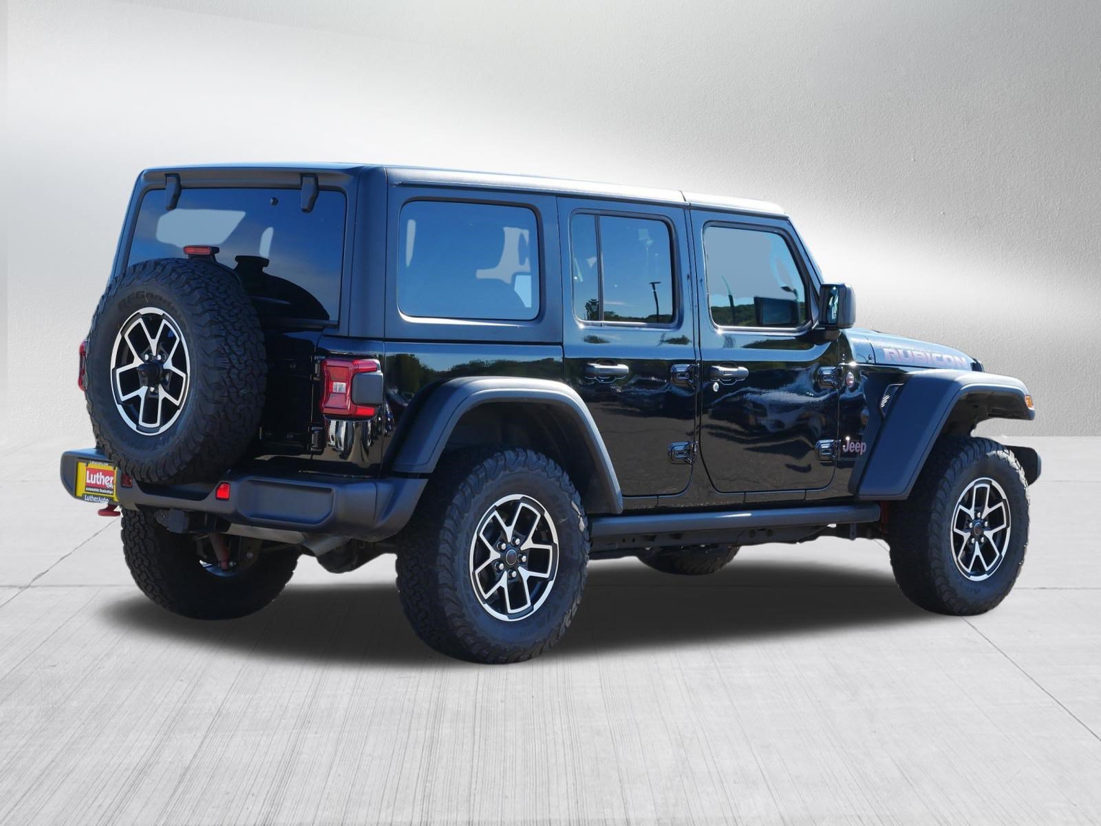 Used 2026 Jeep Wrangler Unlimited Rubicon AWD/4WD image 7