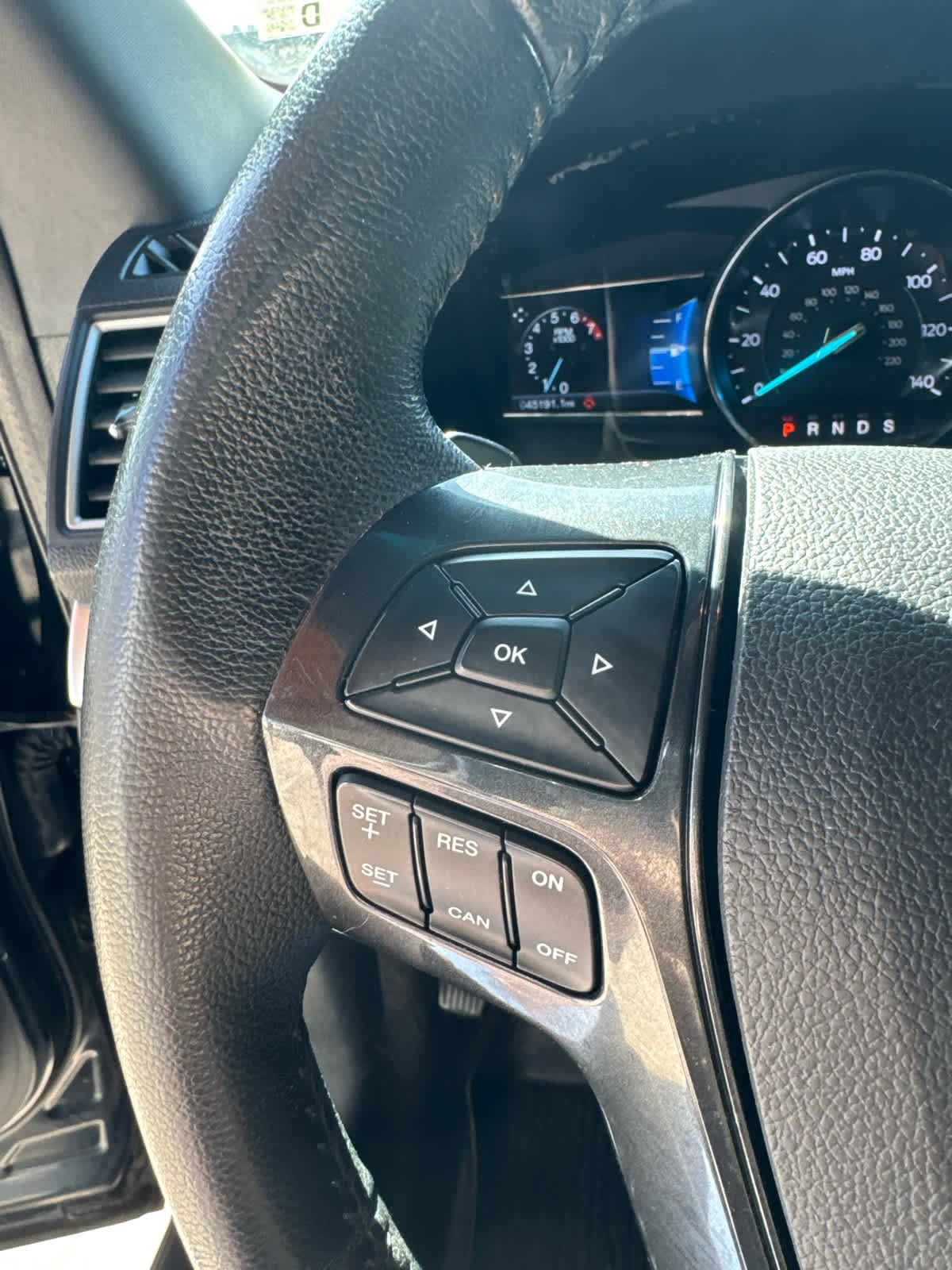 Used 2017 Ford Explorer XLT w/ Equipment Group 201A image 16