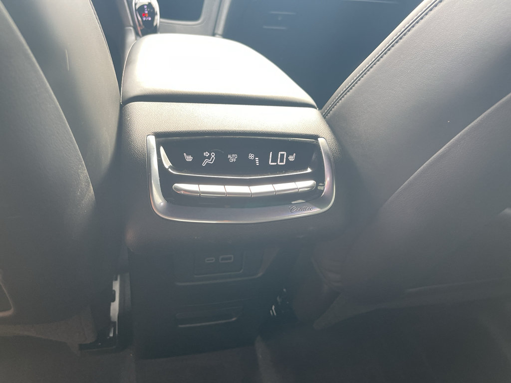 Used 2025 Cadillac XT6 Sport w/ Platinum Package AWD/4WD image 38