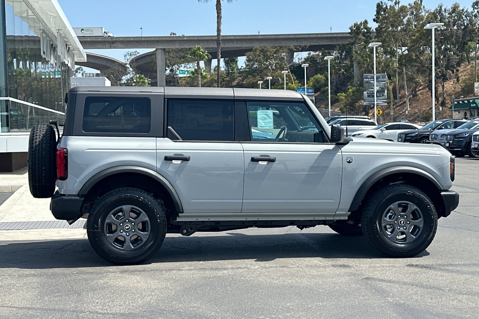 New 2026 Ford Bronco Big Bend AWD/4WD image 2