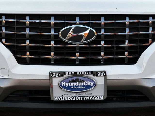 Used 2025 Hyundai Venue SEL FWD image 12