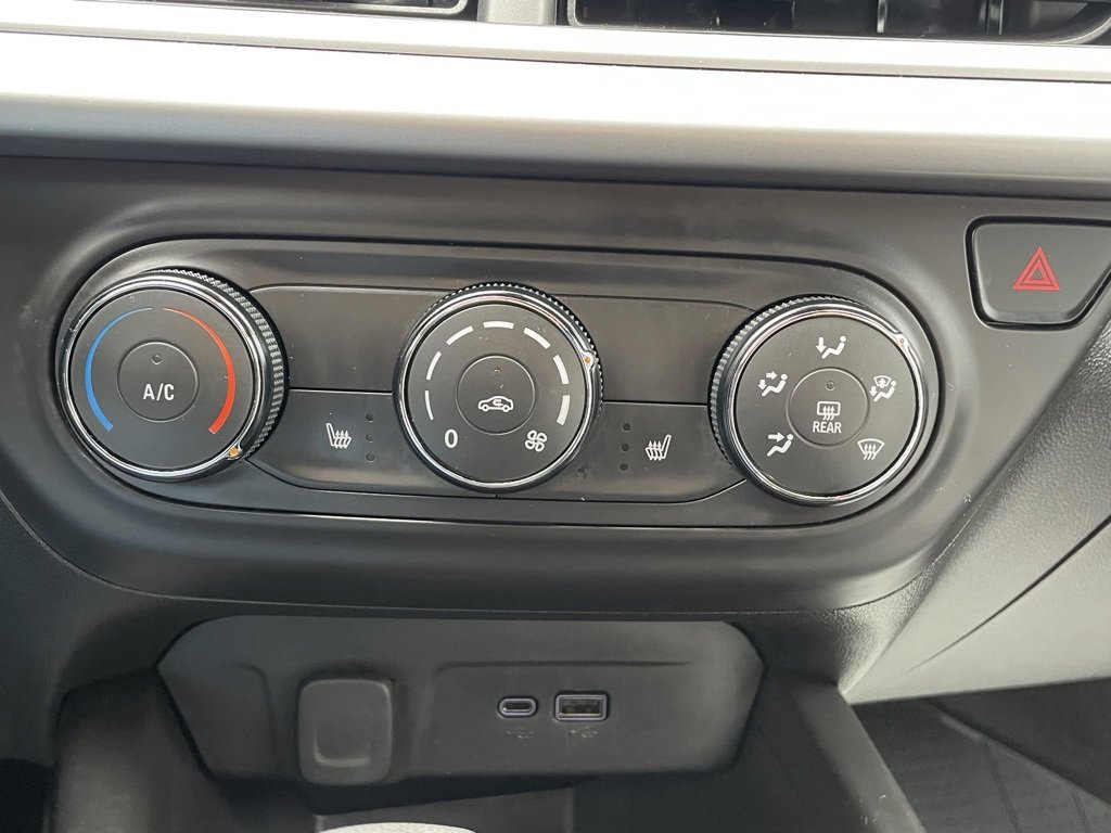 Used 2024 Chevrolet Trax RS w/ Driver Confidence Package image 31