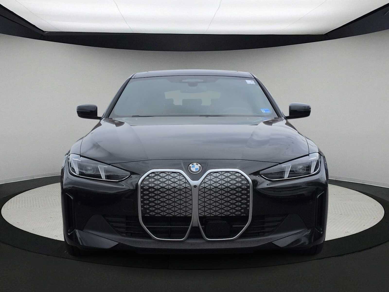 New 2026 BMW i4 xDrive40i w/ Premium Package AWD/4WD image 3