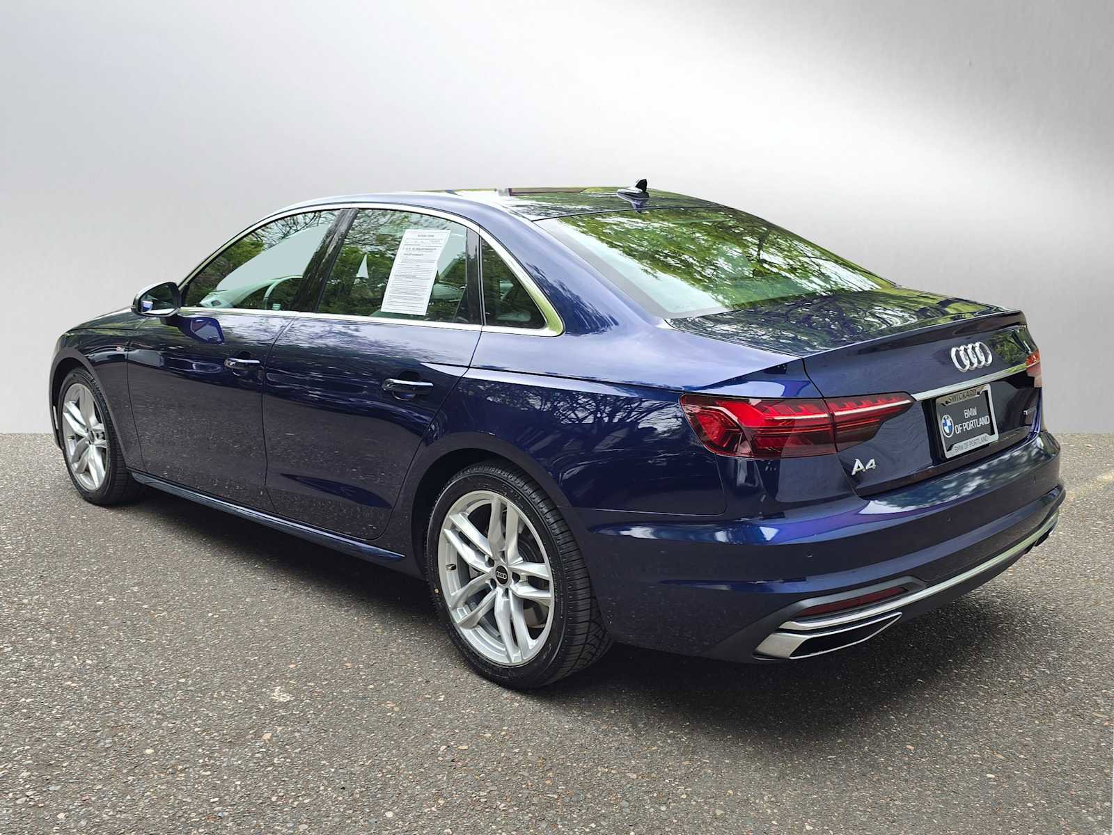 Used 2022 Audi A4 2.0T Premium Plus AWD/4WD image 5