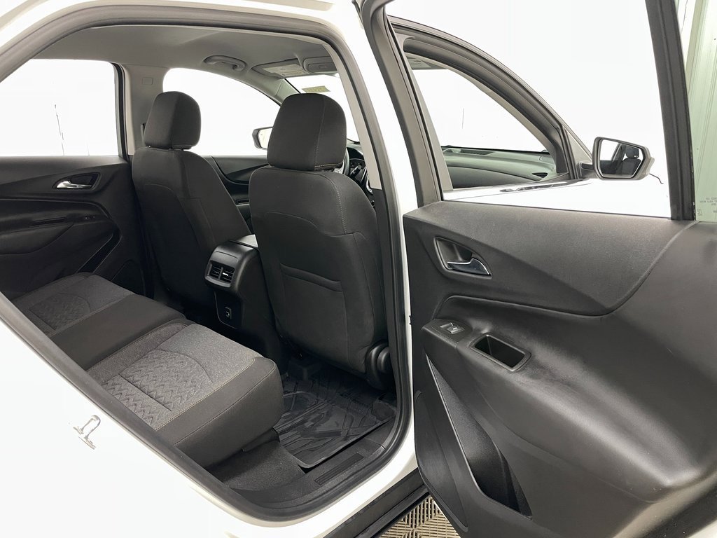 Used 2022 Chevrolet Equinox LT image 40