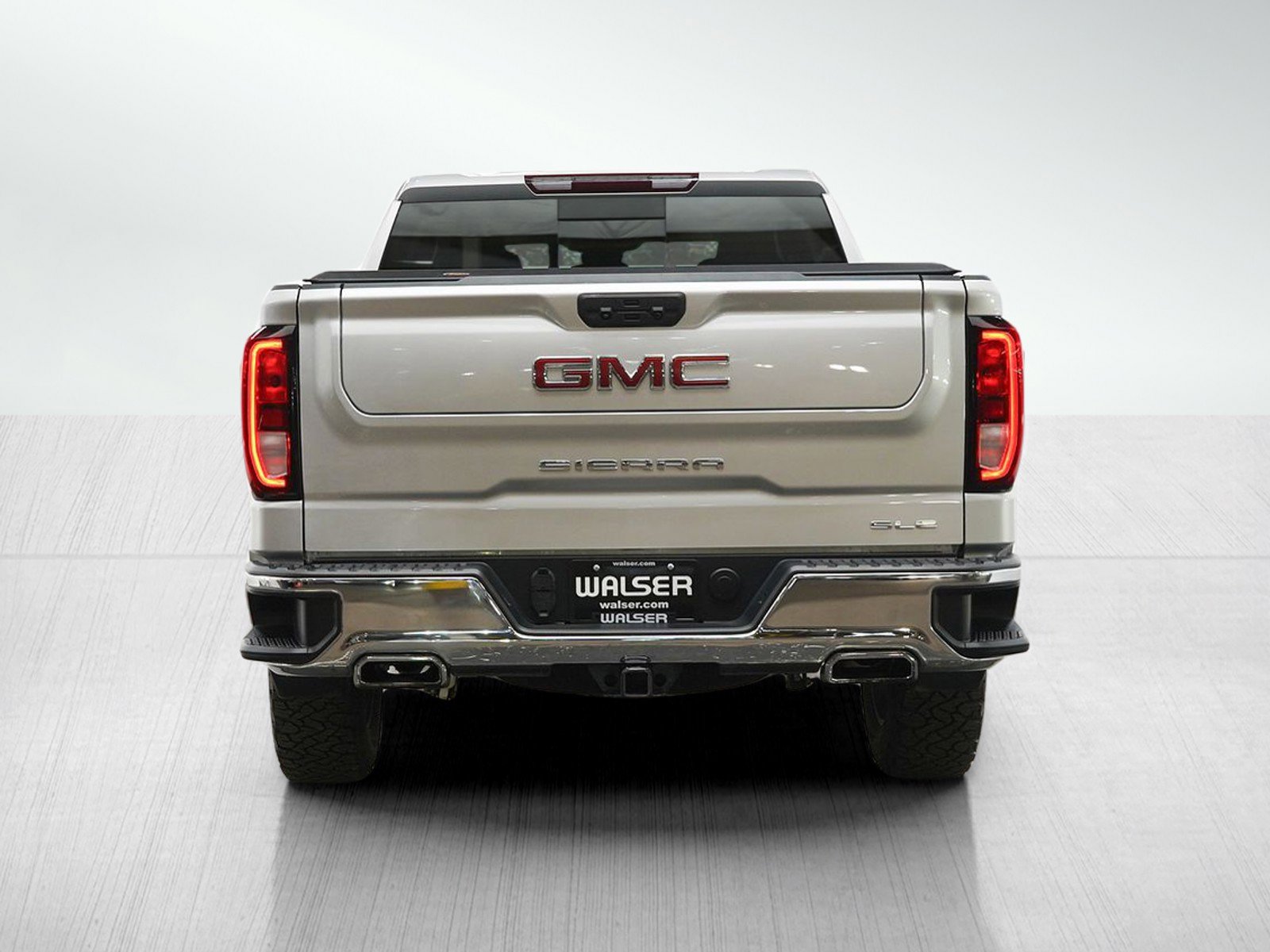 Used 2022 GMC Sierra 1500 SLE AWD/4WD image 4
