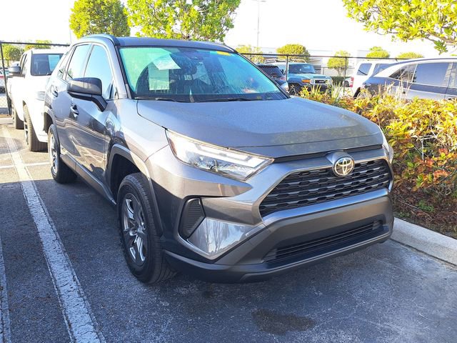 Used 2025 Toyota RAV4 LE image 3