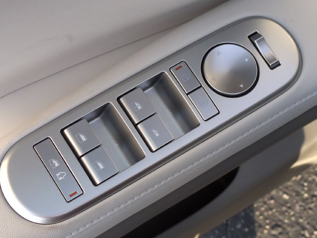 New 2026 Hyundai Palisade SE FWD image 13